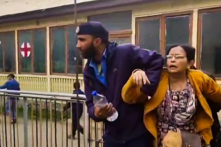 Pahalgam Attack Video: पहलगाम आतंकी हमले के पीछे पाकिस्तान का हाथ, मृतकों में दो विदेशी भी शामिल, देखें पूरी सूची