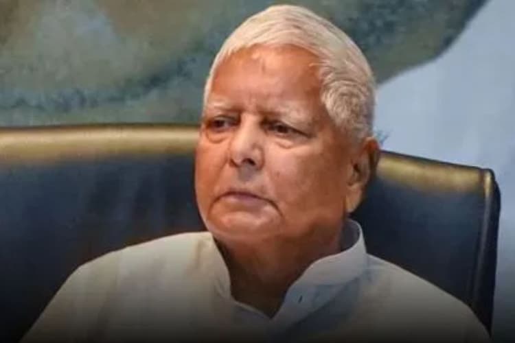 संसद में नहीं हूं, वरना अकेला ही काफी था…, वक्फ संशोधन बिल के विरोध में लालू यादव ने अस्पताल से भरी हुंकार