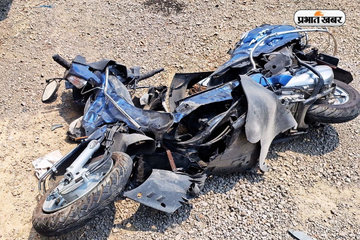 जमशेदपुर में रफ्तार का कहर, 2 की मौत, स्कूटी को 2 किमी तक घसीटती रही बस