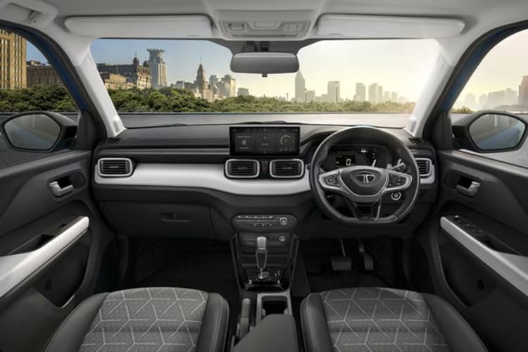 TATA की 10 लाख रुपये से कम कीमत में आने वाली 5 बेस्ट कारें।