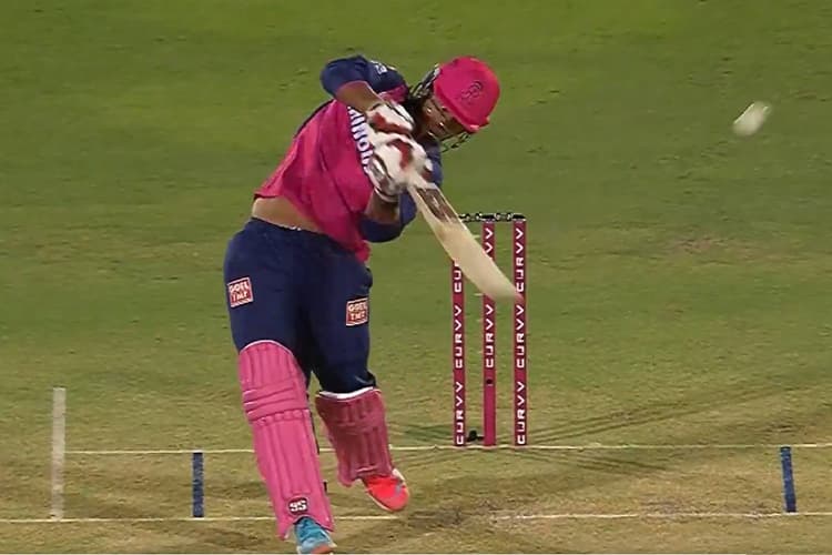 Watch Video: 'जिय हो बिहार के लाला', 14 साल के वैभव सूर्यवंशी ने डेब्यू मैच की पहली गेंद पर जड़ा छक्का