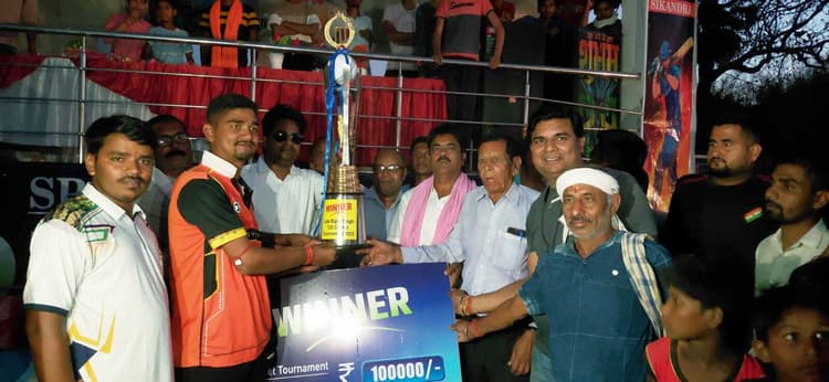 महसोना ने कटोरिया को चार रनों से किया पराजित