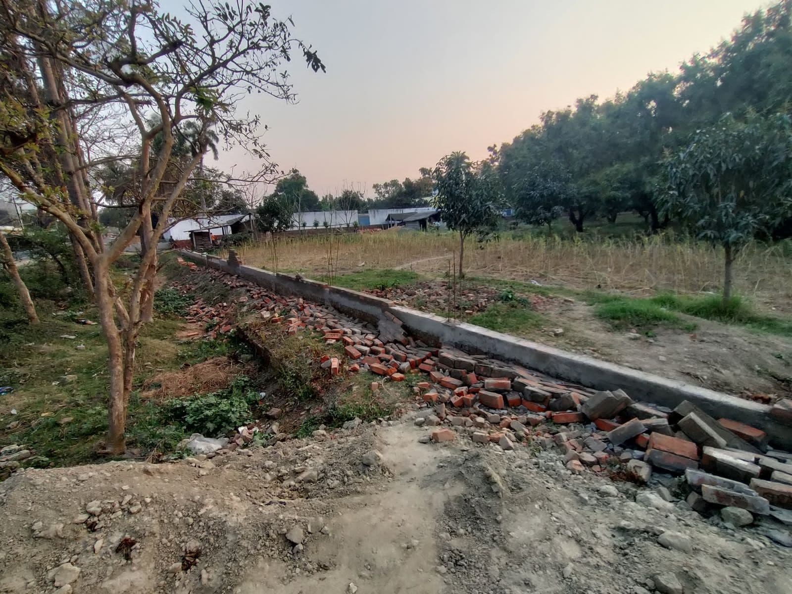 50 लाख रुपये रंगदारी नहीं देने पर बदमाश दे रहा है जान मारने की धमकी