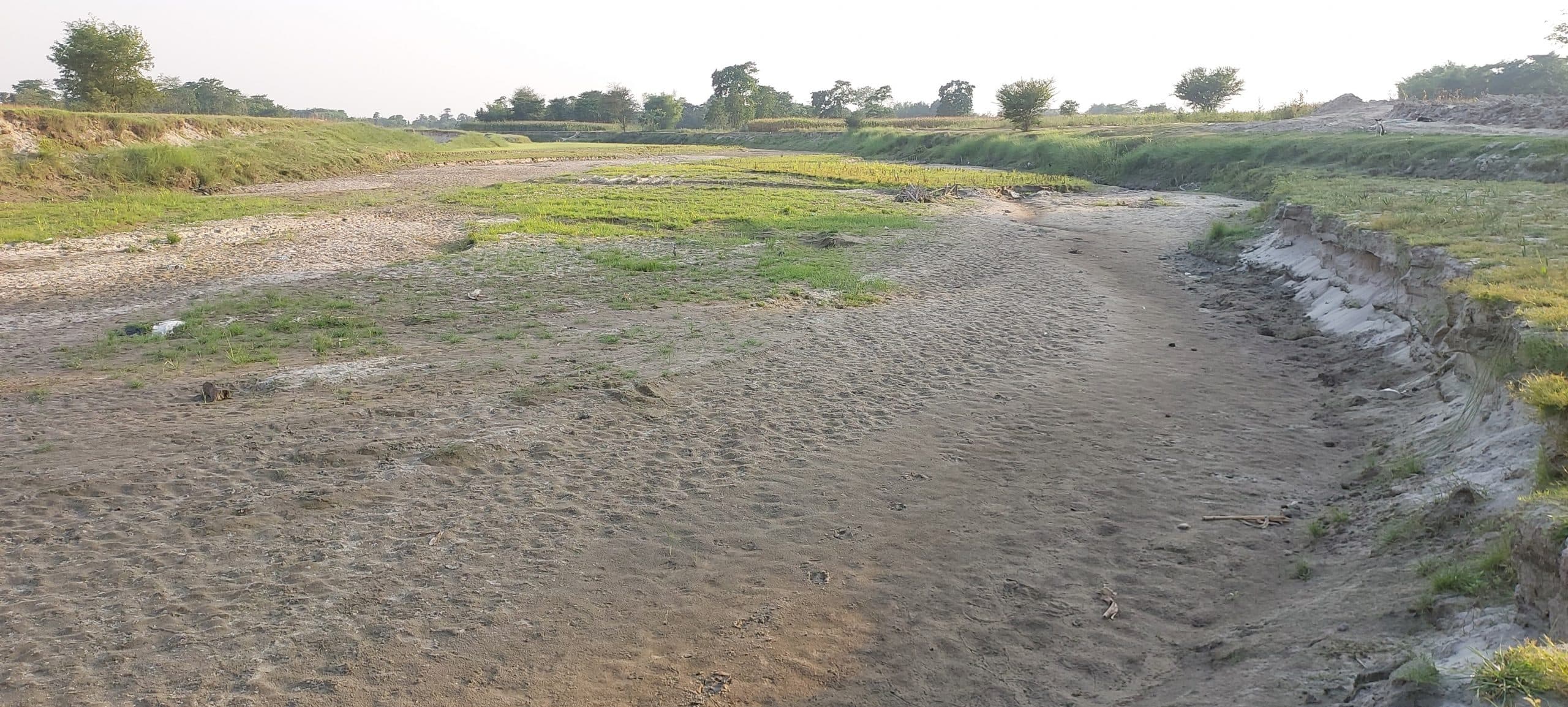 गिरा जलस्तर, पटवन में लग रहा दोगुणा समय