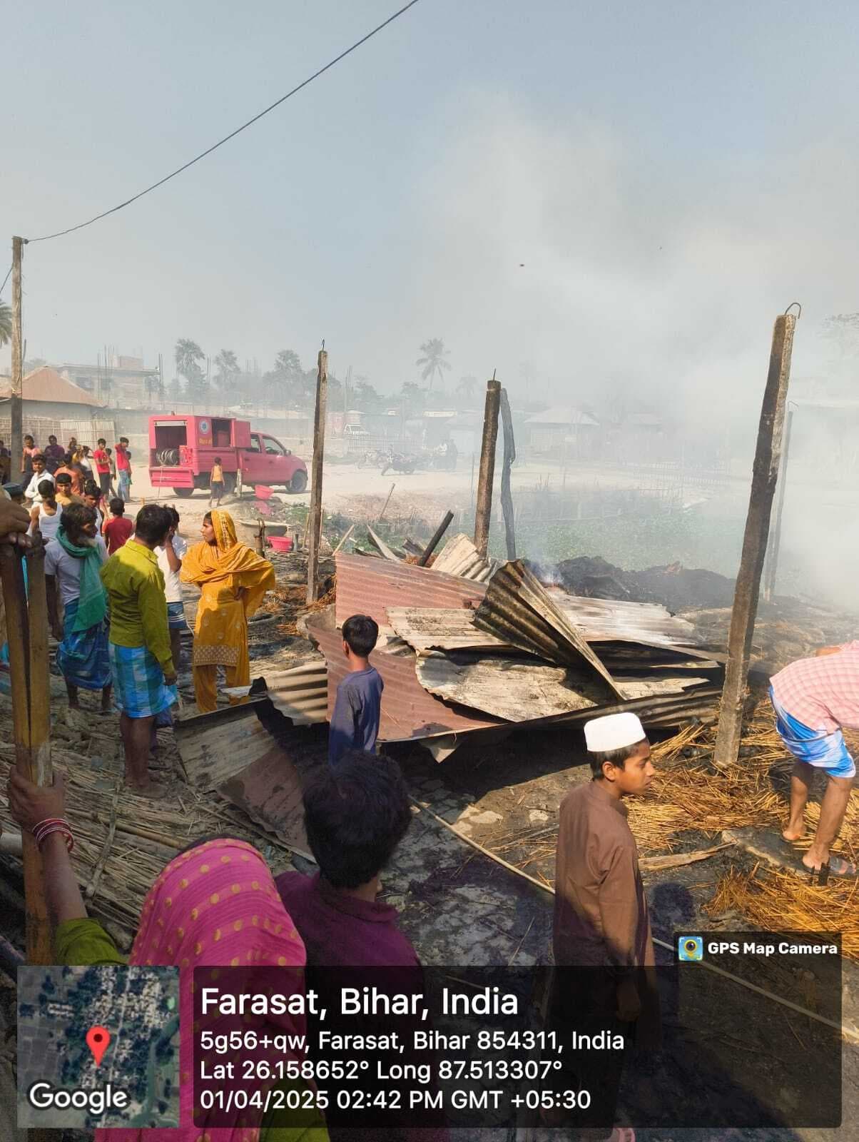 आग लगने से चार घर जले, दो गाय झुलसी