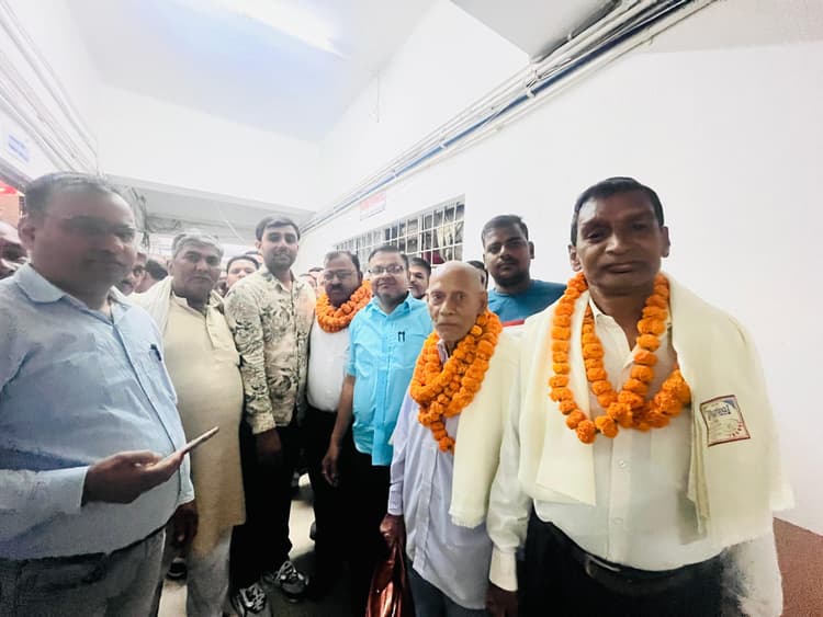 एमयू के चार सेवानिवृत्त कर्मचारियों को दी गयी विदाई