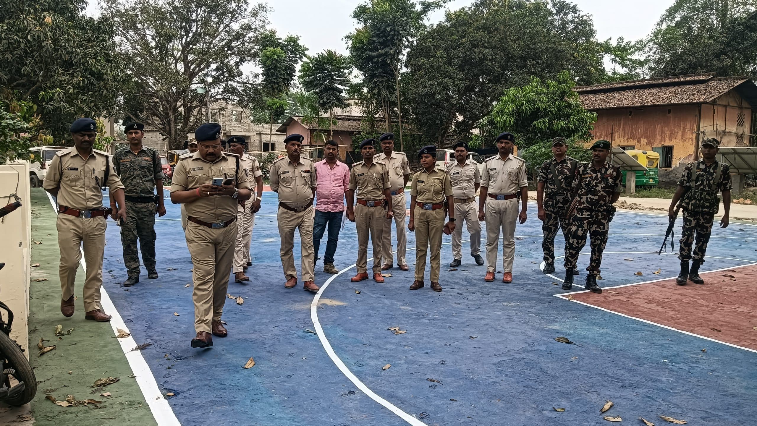 वारंटियों की गिरफ्तारी में लाएं तेजी: एसपी