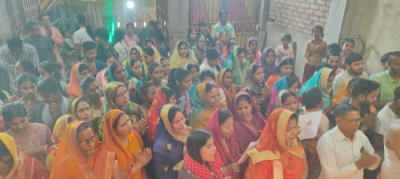 चौथे दिन मां दुर्गा के चौथे स्वरूप कुष्मांडा देवी की हुई पूजा