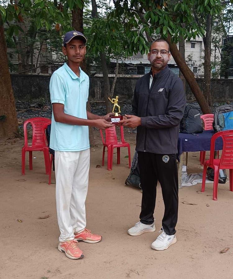 Jsca League chiranjeet pradhan:चीरंजीत प्रधान का हरफनमौला प्रदर्शन, रुरल ब्लू जीता