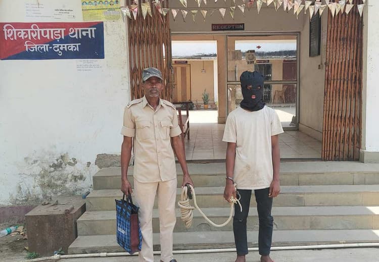 पत्नी की हत्या कर आंख निकालने वाला पति गिरफ्तार