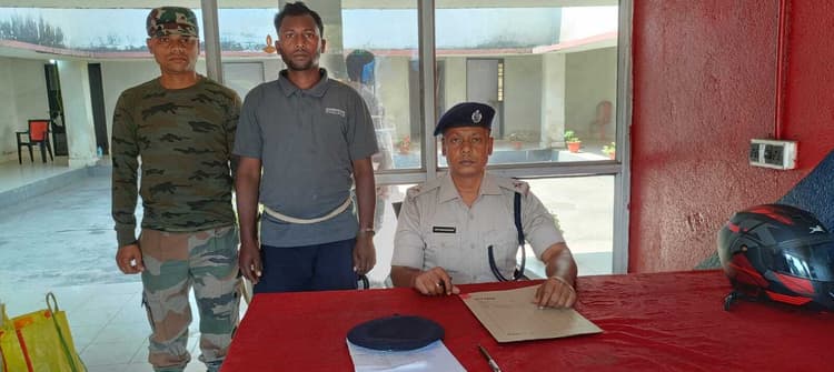 गला रेतकर हत्या मामले का आरोपी गिरफ्तार