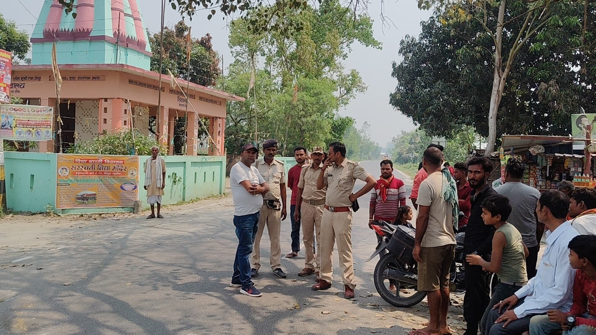 शिवालय से नकदी व सोने-चांदी की मूर्ति चोरी