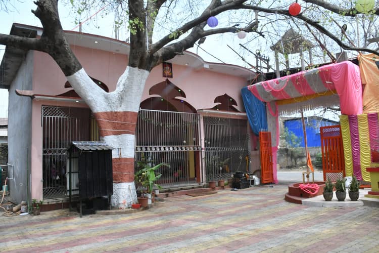 deoghar news : 1936 में हुई थी महावीर अखाड़ा की स्थापना, हनुमान जी की होगी विशेष पूजा