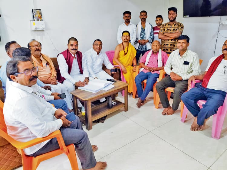 Gaya News : इ-रिक्शे, ट्रैक्टर और ऑटो से निकाली जायेगी शोभायात्रा