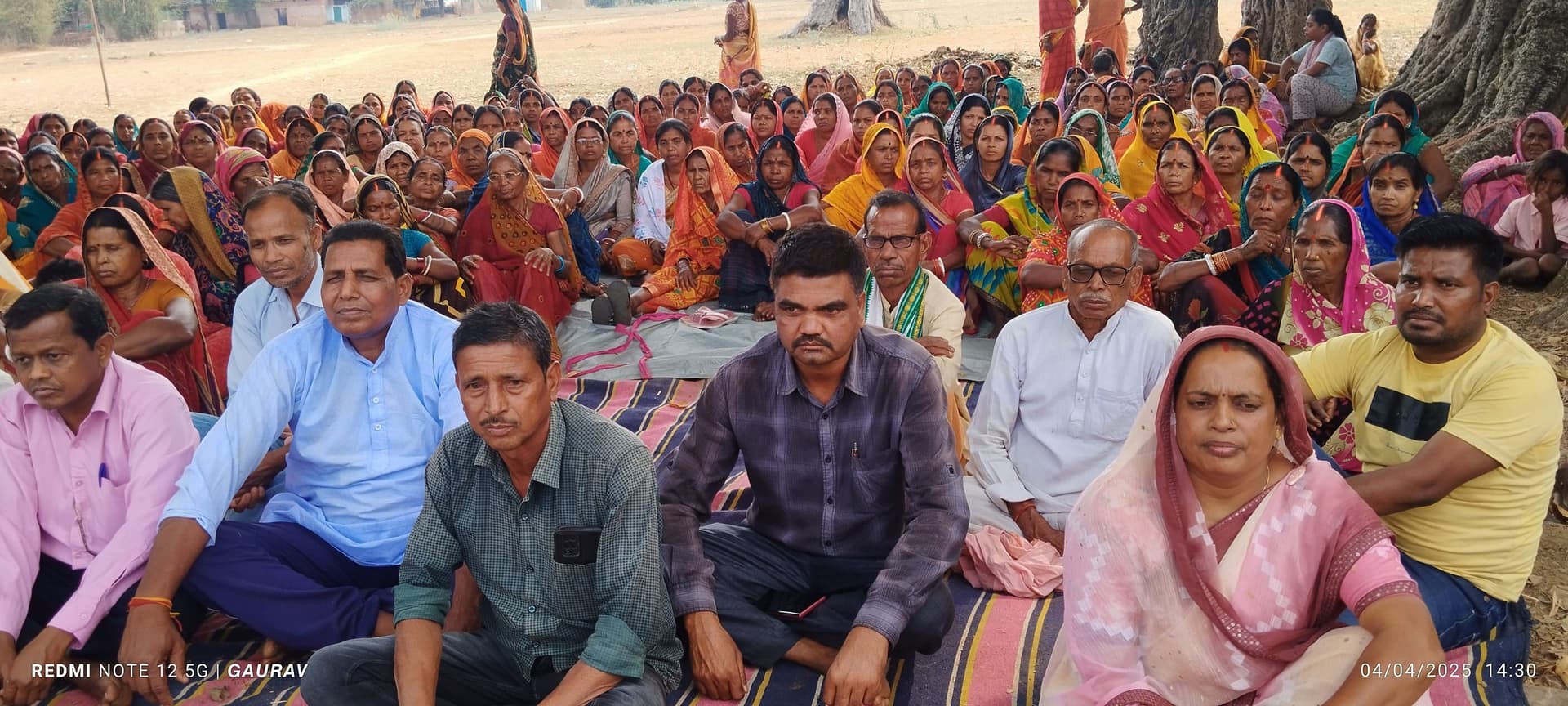 Giridih News :तिरला में जमीन विवाद सुलझाने को लेकर हुई बैठक