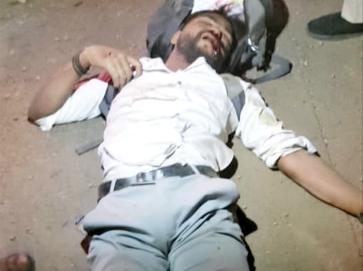 सड़क दुर्घटना में बाइक सवार युवक की मौत