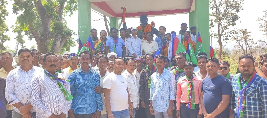 रघुनाथ महतो का शहादत दिवस मना