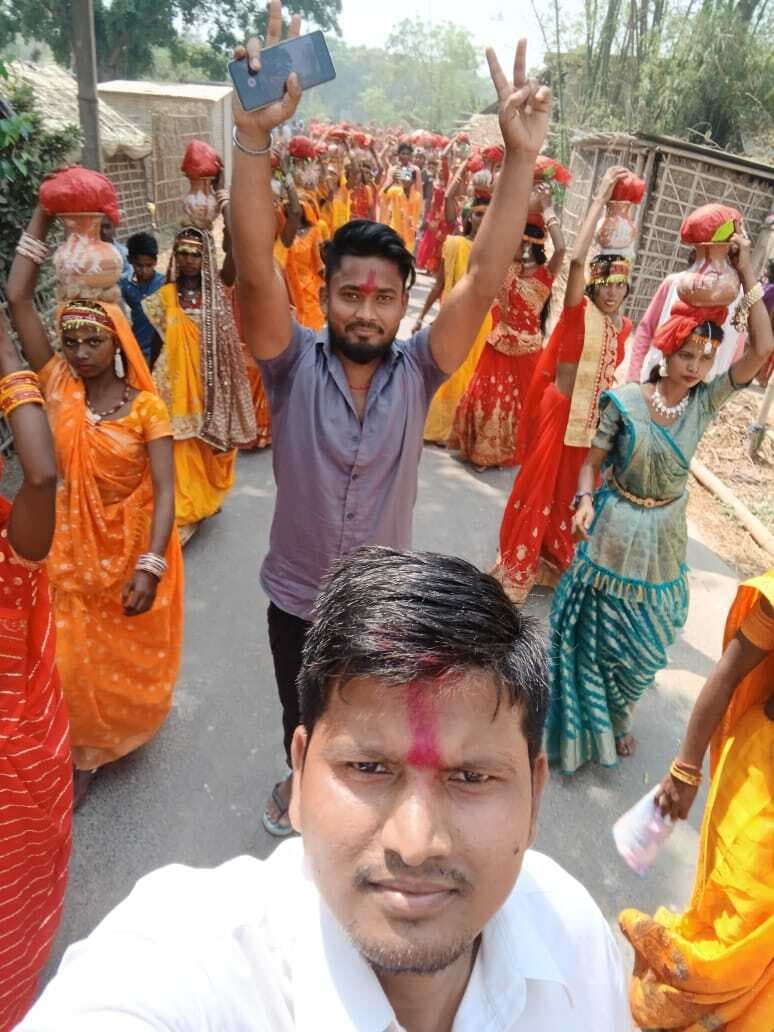 बाबा दीनाभदरी सम्मेलन की सफलता को लेकर निकाली गयी कलश यात्रा