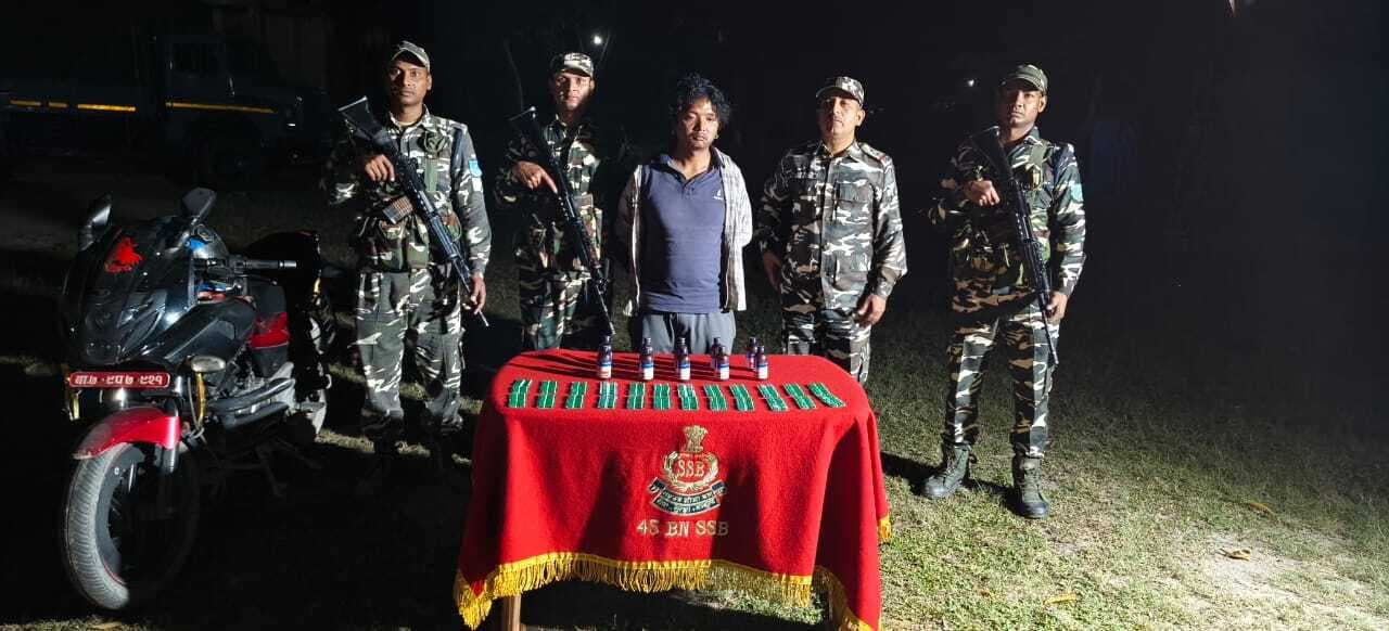 भारी मात्रा में नशीली दवाएं बरामद, तस्कर गिरफ्तार