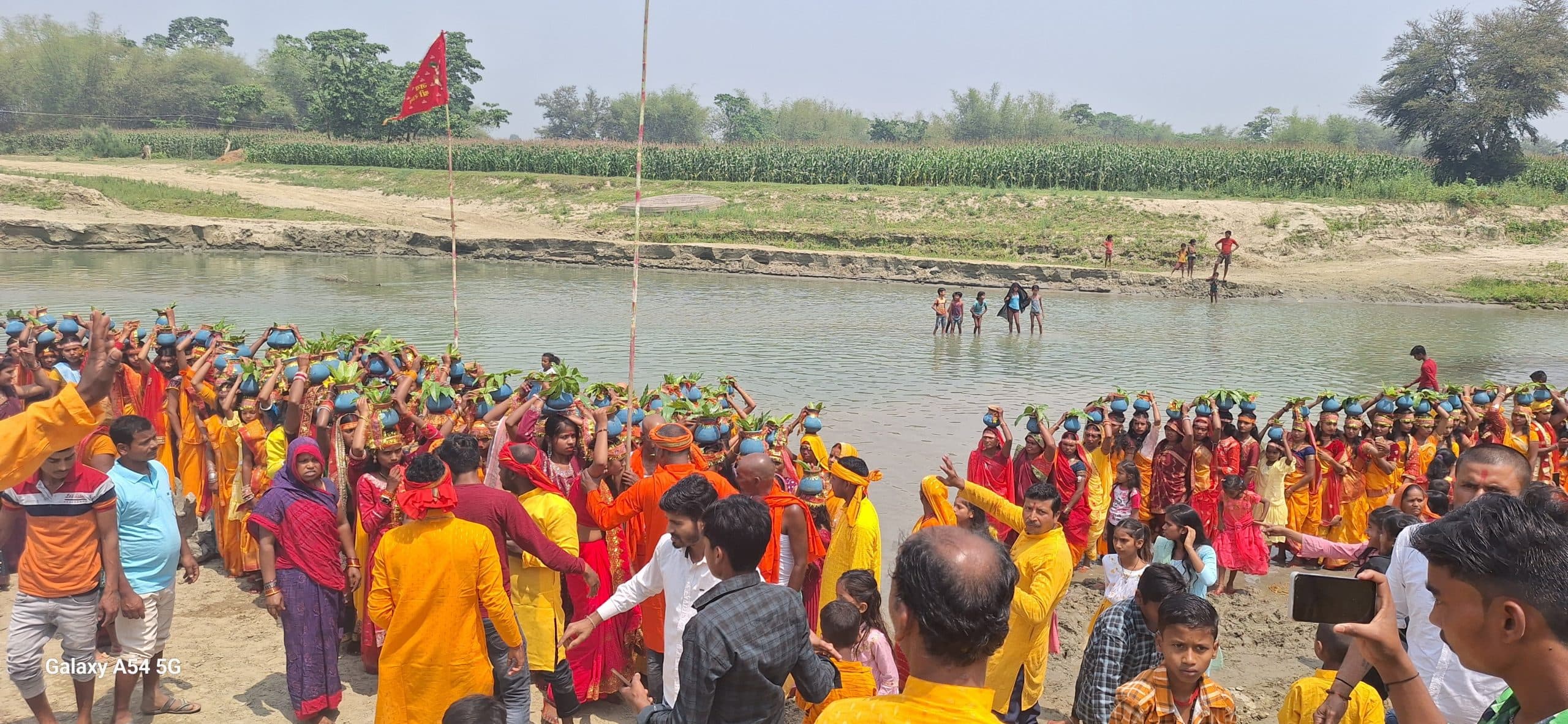 रामजनकी मंदिर से निकाली गयी कलश यात्रा