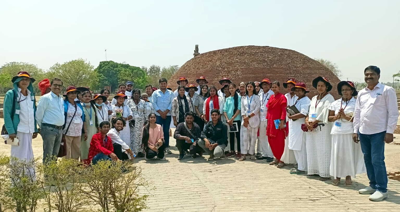 आरडीएस कॉलेज के छात्रों ने किया वैशाली भ्रमण