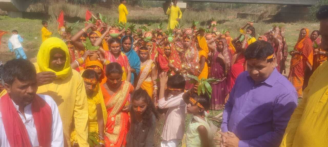 बजरंगबली प्रतिमा प्राण-प्रतिष्ठा पर निकली कलश यात्रा