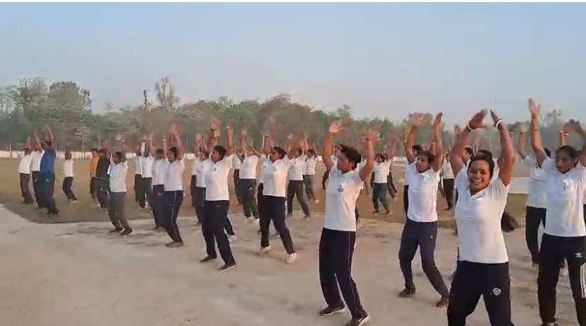 Motihari: पुलिस कर्मी रहेंगे फिट तो पुलिसिंग होगी बेहतर : एसपी