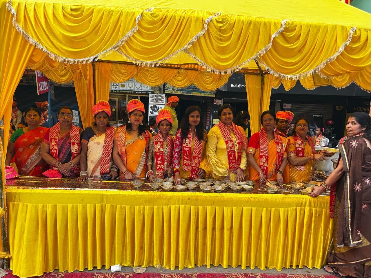 ranchi news : रामनवमी शोभायात्रा में सामाजिक संगठनों ने लगाया सेवा शिविर, रामभक्तों का हुआ स्वागत