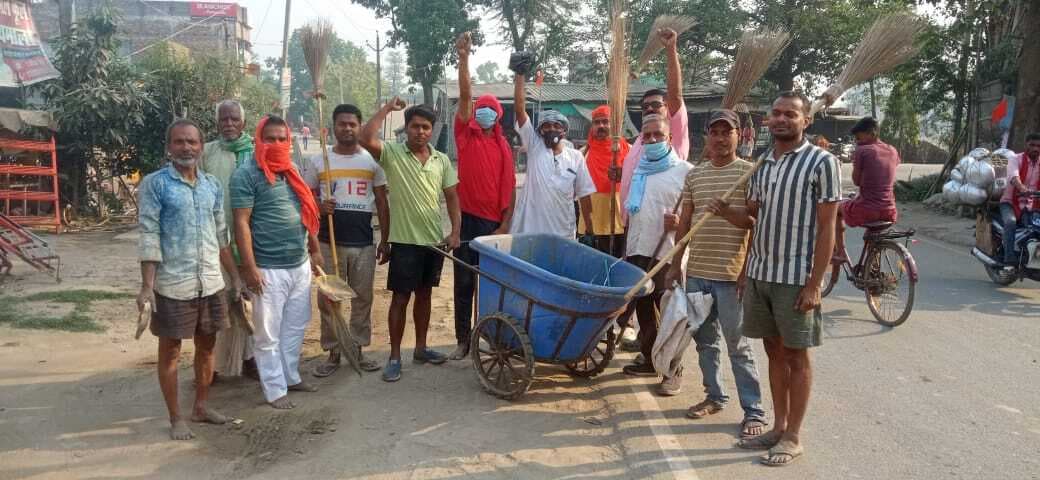 नपं बेलदौर में स्वच्छता अभियान जारी, बदलने लगी है शहर की तस्वीर