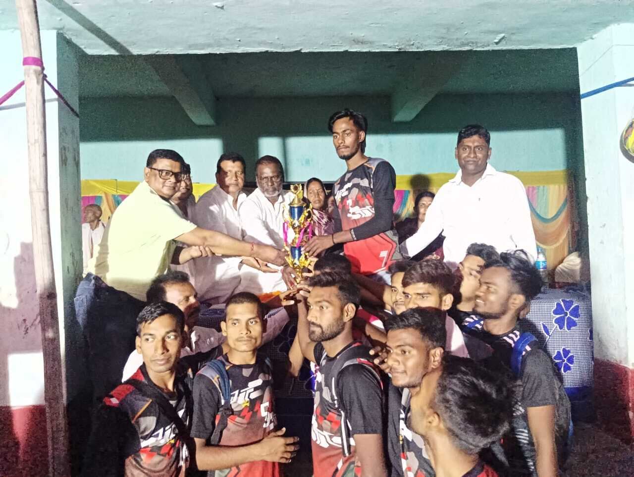 BHagalpur news तहलका इलेवन ने रवि इलेवन को 21 रनों से पराजित कर फाइनल में पहुंची