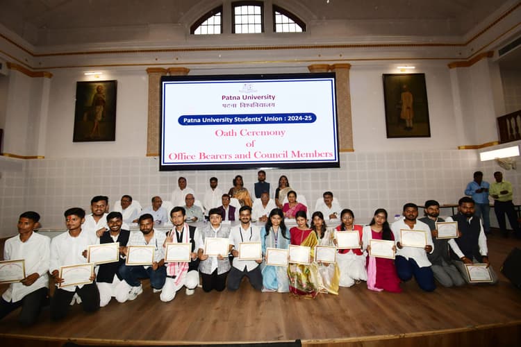 पीयू : छात्र संघ के प्रतिनिधियों ने ईमानदारी और निष्ठा के साथ कार्य करने की ली शपथ