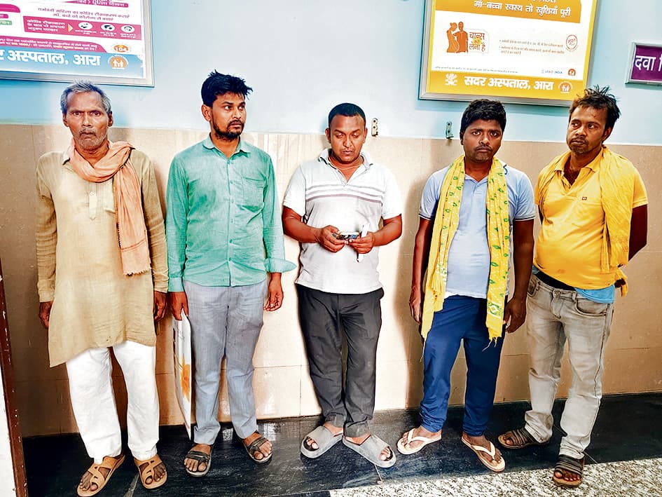 सड़क हादसे में जख्मी महिला की मौत, मचा कोहराम