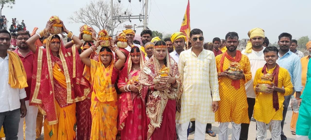 कलशयात्रा के साथ लक्ष्मी नारायण महायज्ञ शुरू