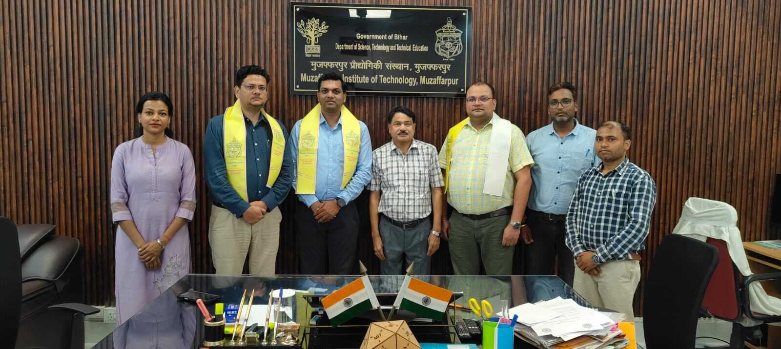 साइबर सुरक्षा की जरूरतों की दी जानकारी