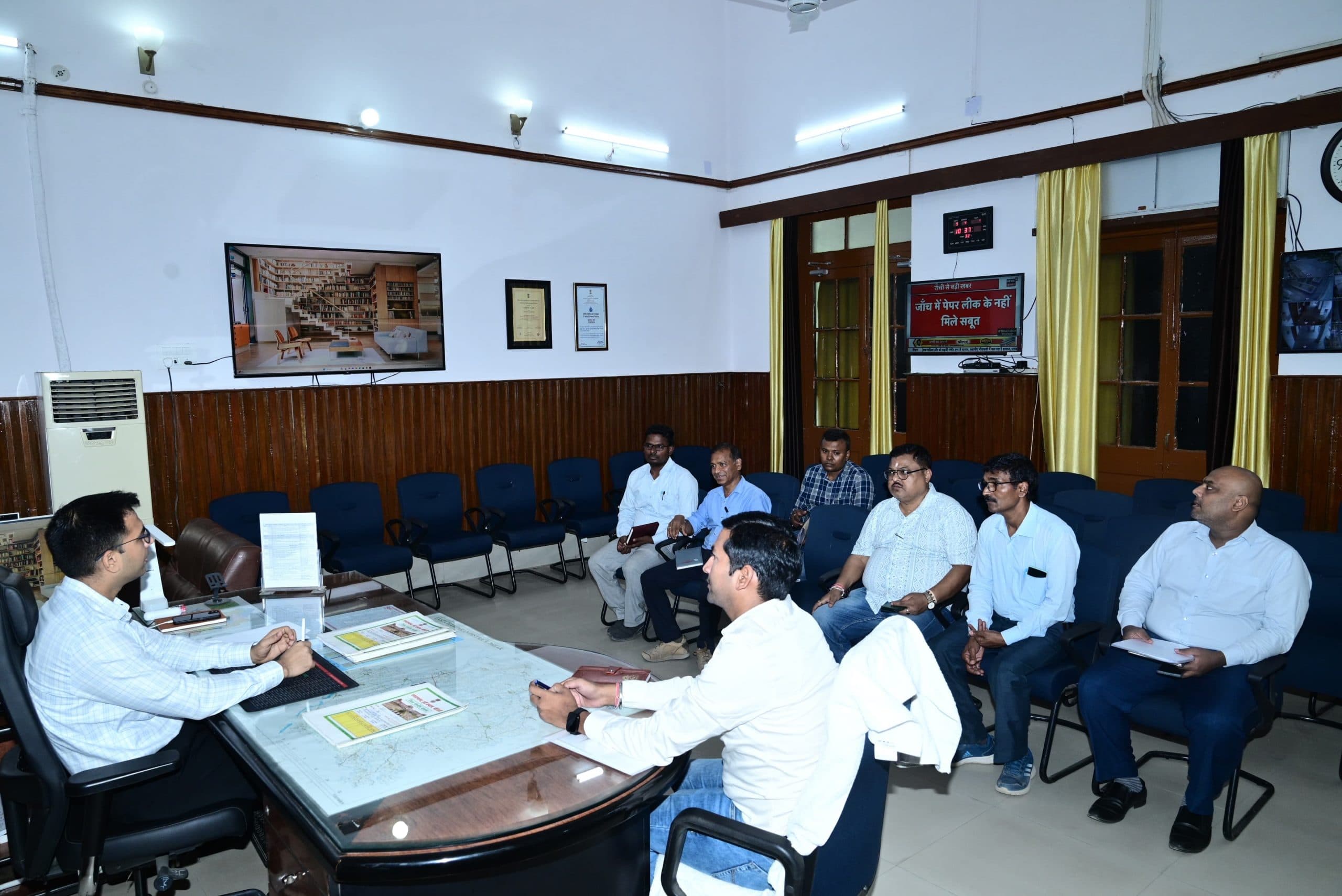 Motihari : स्वीकृत आठ रेलवे ओवरब्रिज का निर्माण कार्य आरंभ करायें