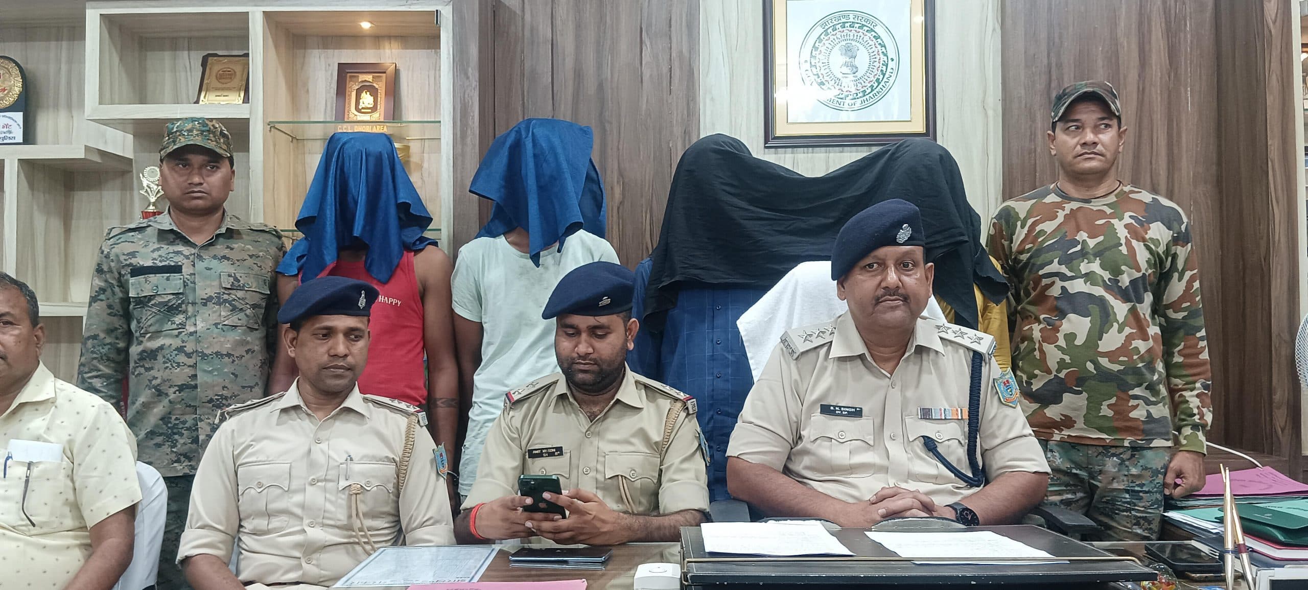 Bokaro News : अंतरराज्यीय वाहन चोर गिरोह का उद्भेदन, चार गिरफ्तार