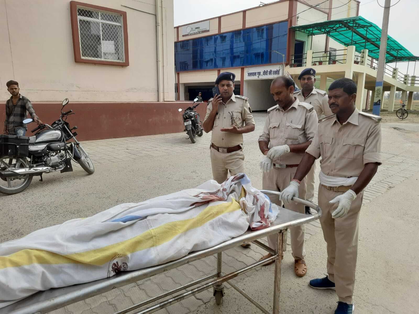 कड़ी सुरक्षा के बीच नक्सली रमेश के शव का हुआ पोस्टमार्टम