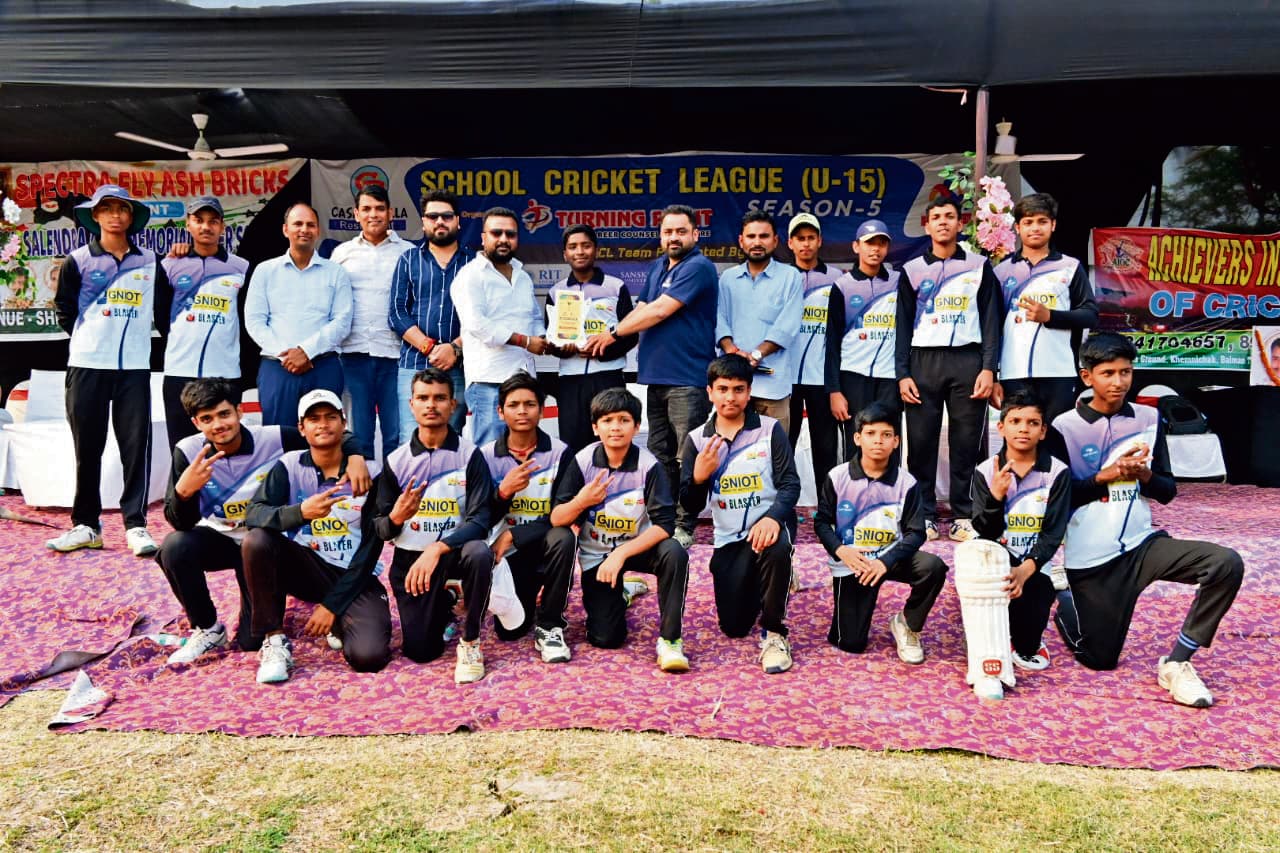 ब्लास्टर ने जीता स्कूल क्रिकेट लीग का खिताब