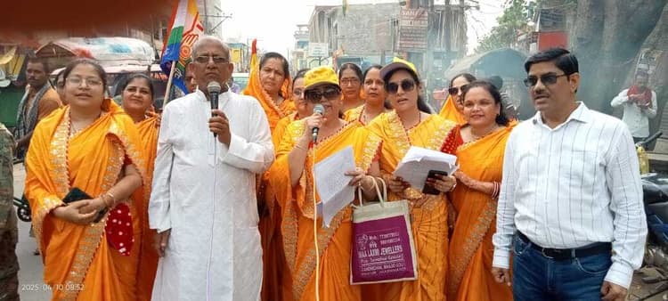 जैन समाज ने महावीर जयंती पर निकाली शोभायात्रा