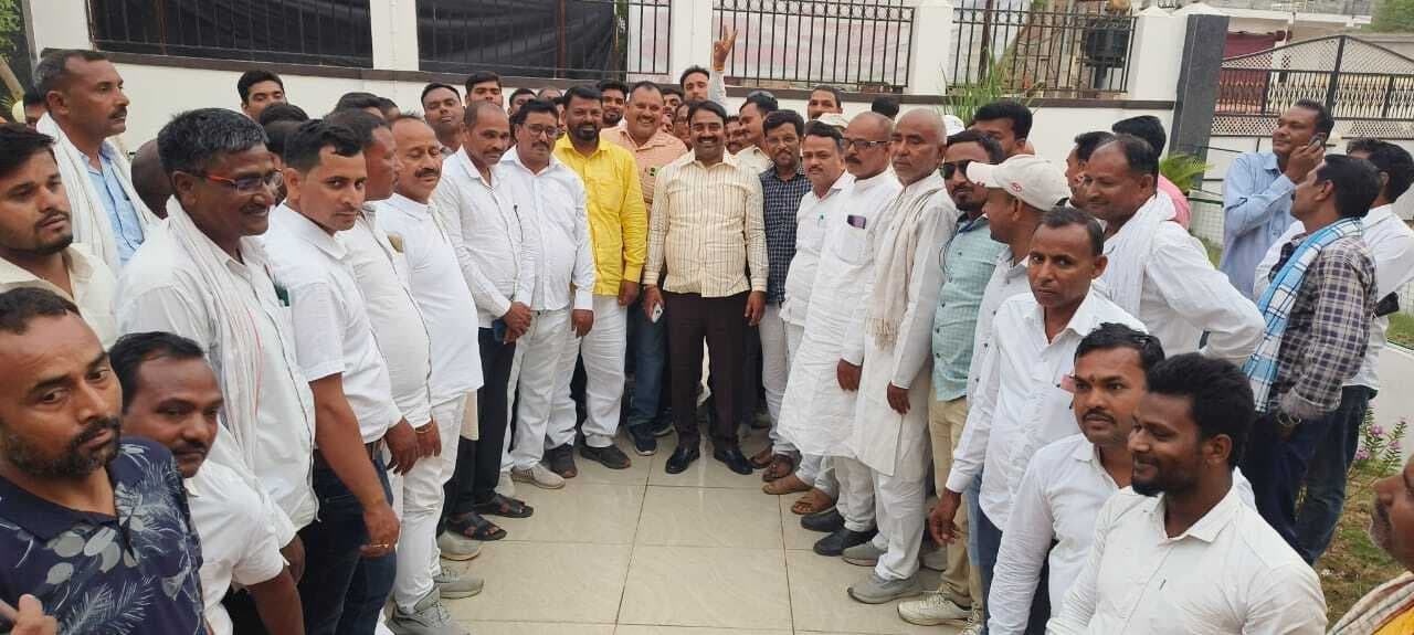 रैली को सफल बनाने के लिए विधायक ने की बैठक