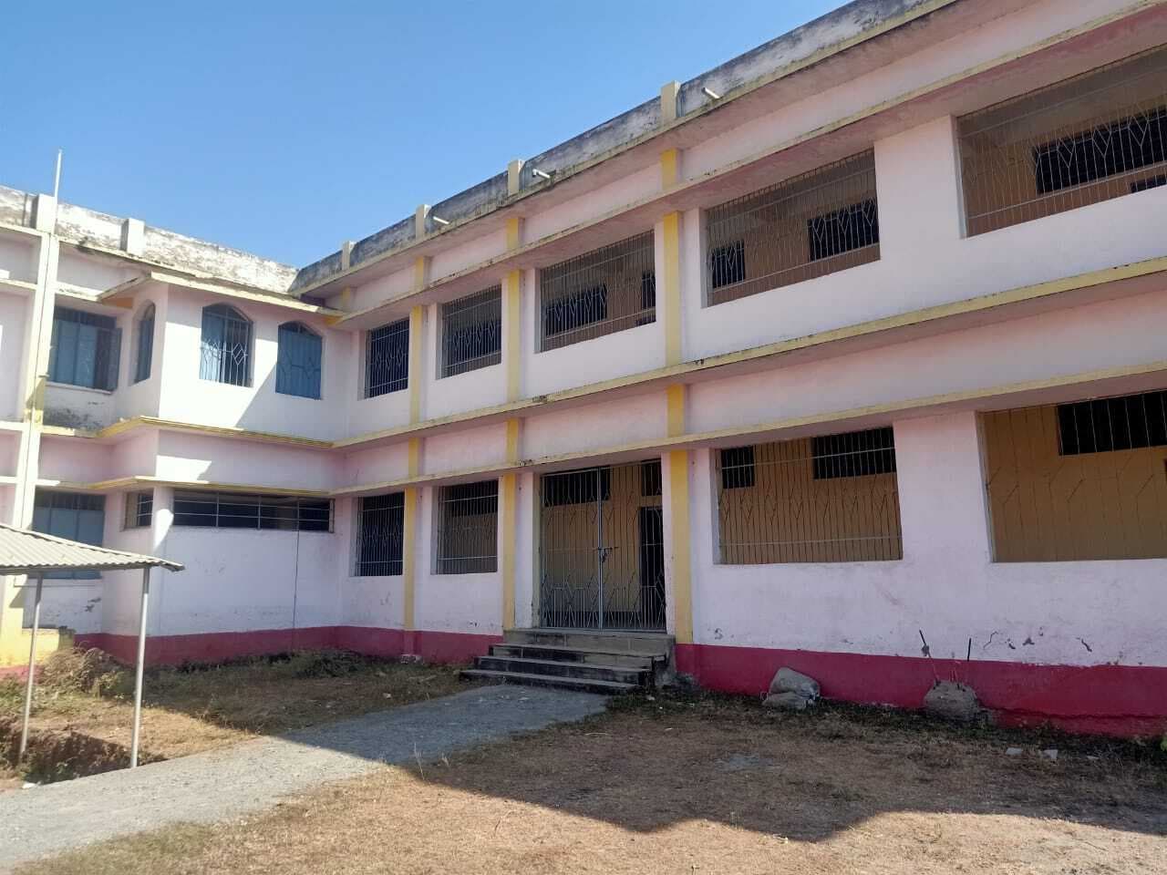 सात साल से बनकर तैयार है बीएसके कॉलेज का विज्ञान भवन व पुस्तकालय बिल्डिंग