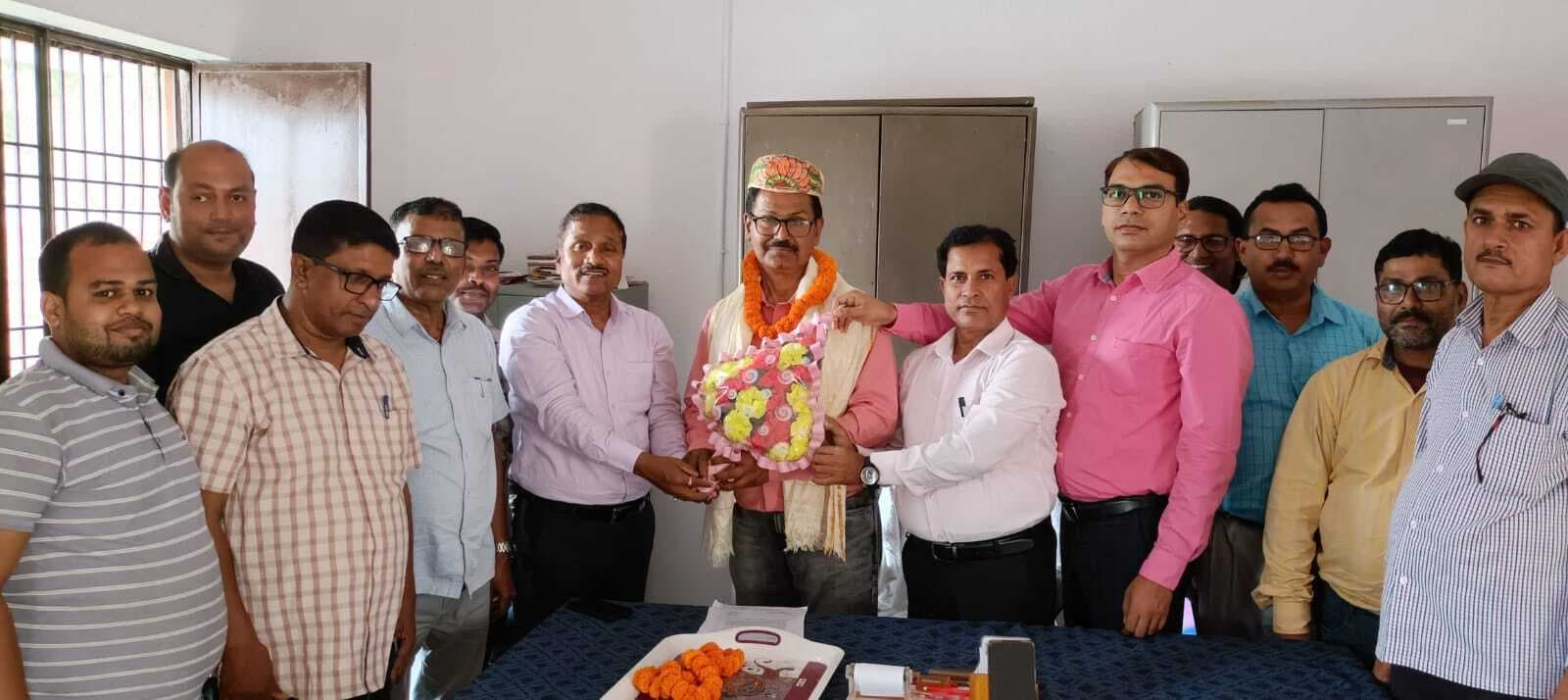 Madhubani News : शशिभूषण कुमार ने किया पदभार ग्रहण