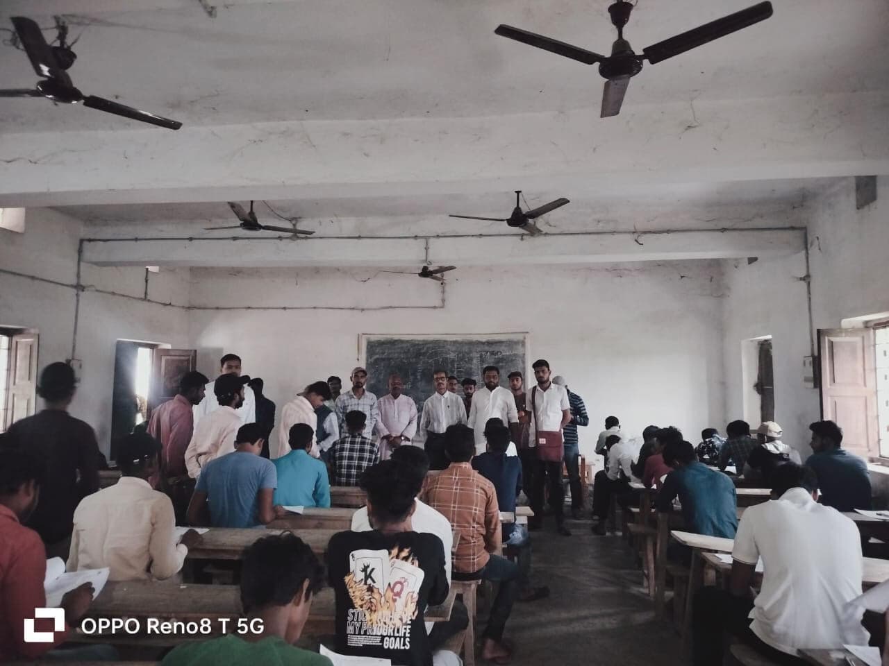 Madhubani News : जिला स्तरीय प्रतिभा खोज प्रतियोगिता आयोजित