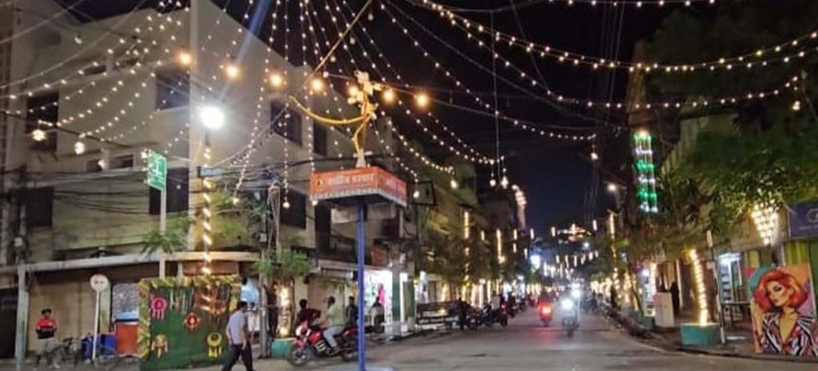 Motihari: वीरगंज में तीन दिवसीय रात्रि बाजार मेला शुरू