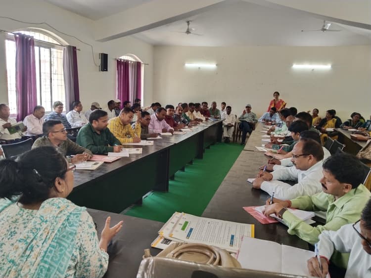 ई-विद्यावाहिनी ऐप में डाटा अपलोड करने का निर्देश