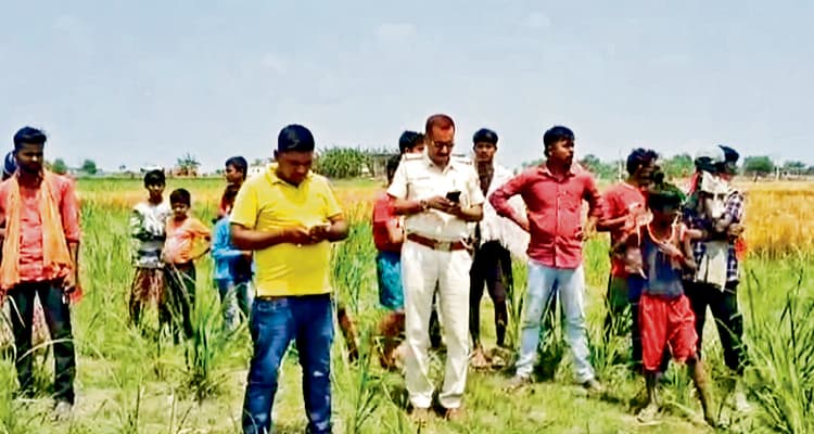 Gopalganj News : गंडक नदी के किनारे सत्तरघाट में युवती की सिर कटी लाश मिलने से फैली सनसनी