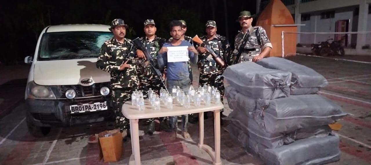 Madhubani News : एसएसबी ने शराब से भरी गाड़ी के साथ तस्कर को पकड़ा