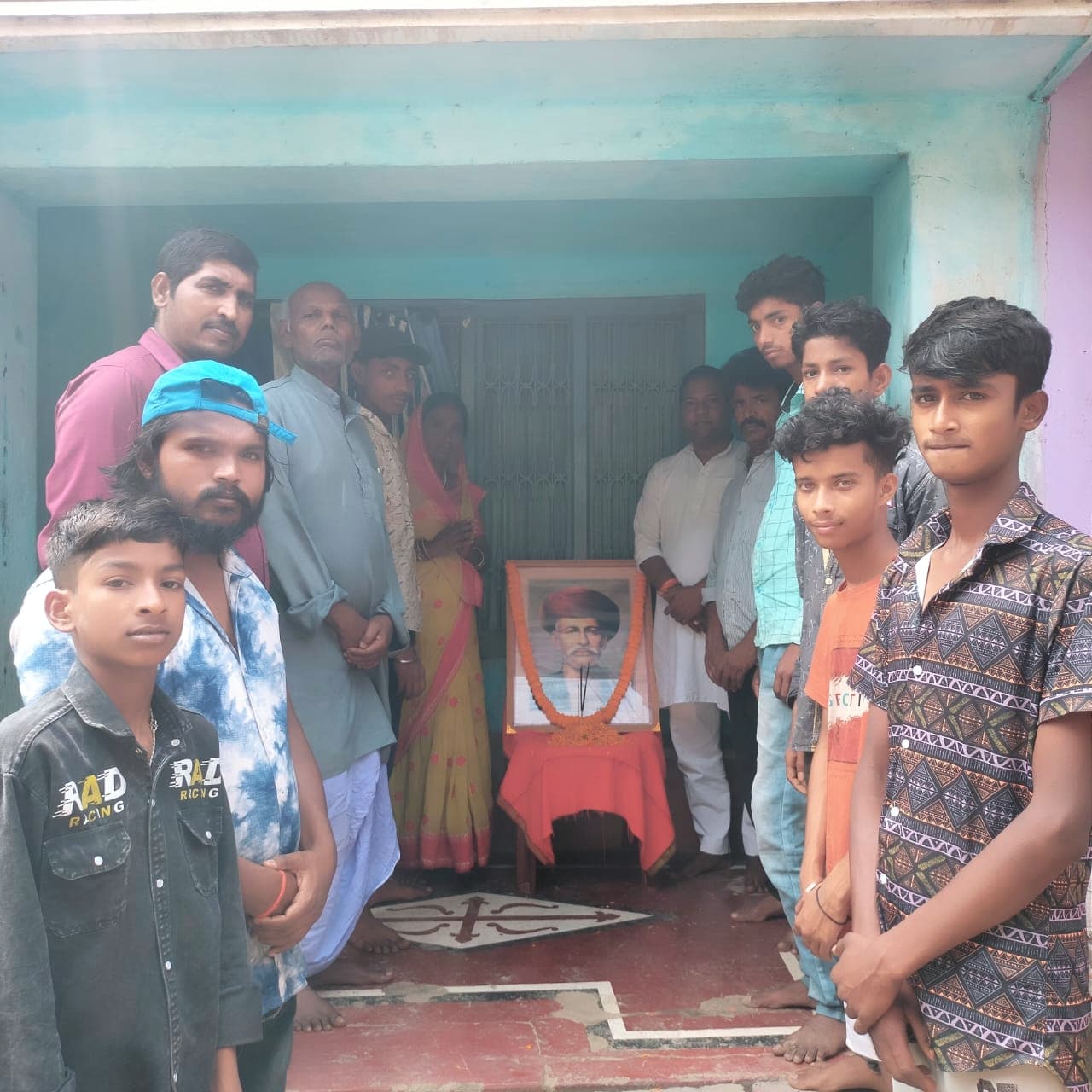 हर्षोल्लास पूर्वक मनायी गयी ज्योतिबा फुले की जयंती