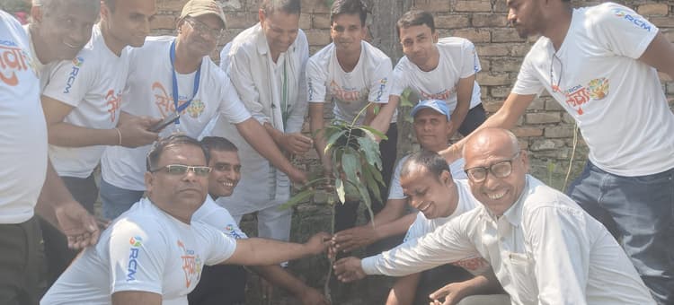 Motihari : शराबबंदी व महिलाओं के उत्थान को ले कार्य कर रहे सीएम