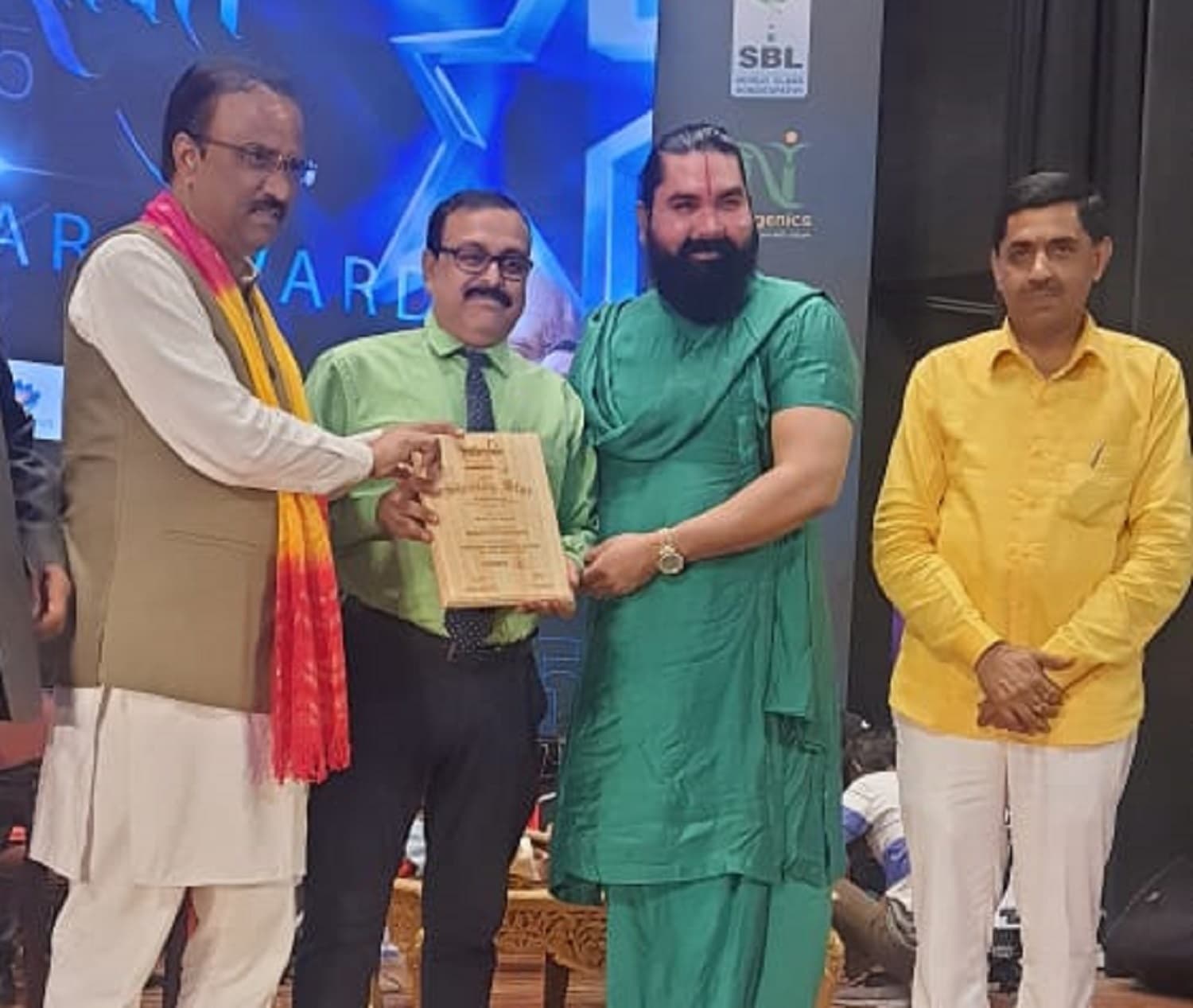 Bokaro News : बोकारो के डॉ प्रीतम कुमार को मिला शाइनिंग स्टार ऑफ होम्योपैथी